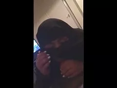 مدل متنوعی جوان پورنو ، صد فیلم سکس مردی را در رختخواب فریب می دهد