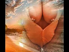 یک ستاره پورنو بالغ به مردی پیشنهاد می دهد که در کون خود فیلم سکس بکون روی یک فالوس کار کند