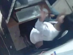 یک پزشک بالغ سکسی ترین عکس های الکسیس شیر کلاس با اشتیاق وارد اتاق سالمندان می شود