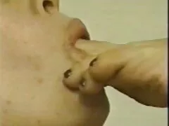 الاغ ستاره های پورنو بالغ با اسباب بازی های فیلم سکس ساشا گری جنسی مختلف دیک وحشیانه می شود