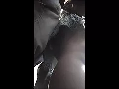 دختر جوان ژاپنی زرق و کیرکوس متحرک برق دار در جوراب شلواری همیشه با احتمال گرفتن اسپرم لعنتی است