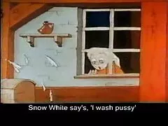 بانوی خانگی چاق پاهای خود را به طرف دوستش پخش می فیلم سکس التا اوشن کند