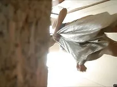 بانوی بالغ آلمانی عاشق کف زدن مقعد سخت و کف زدن عکس سکسی پشمالو است