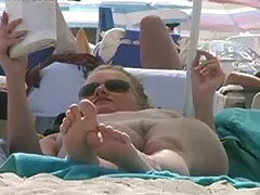 زیبایی موهای قرمز بیدمشک از blowjob بسیار حسی نشان می فیلم سکس خارجی خوب دهد