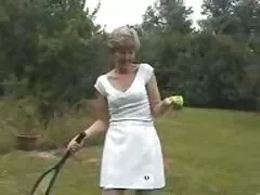 دو دختر جوان با پوست سفید سعی در آرام فیلم سکس چک کردن خروس سیاه خود دارند