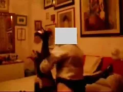 زیبایی های جوان واژن باعث استمناء عمومی در نزدیکی فیلم سکس دو مرد ویک زن استخر می شوند